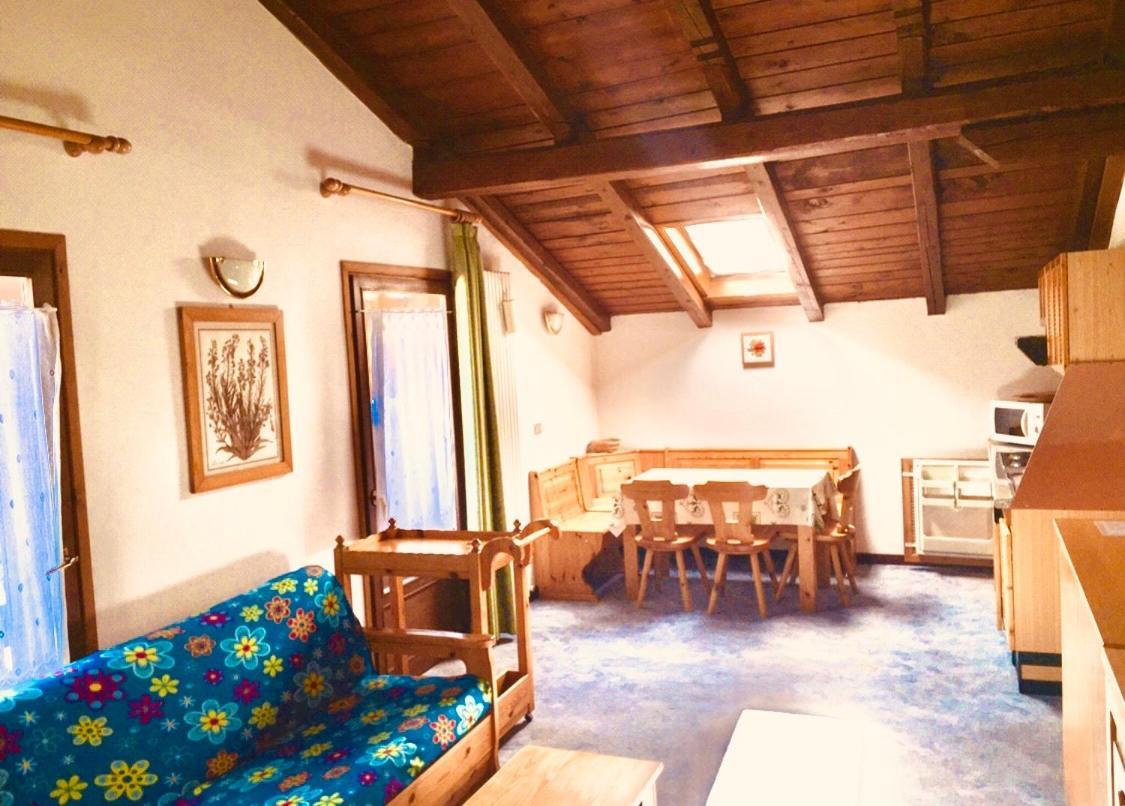 Casa Martini Apartman Mezzana  Kültér fotó
