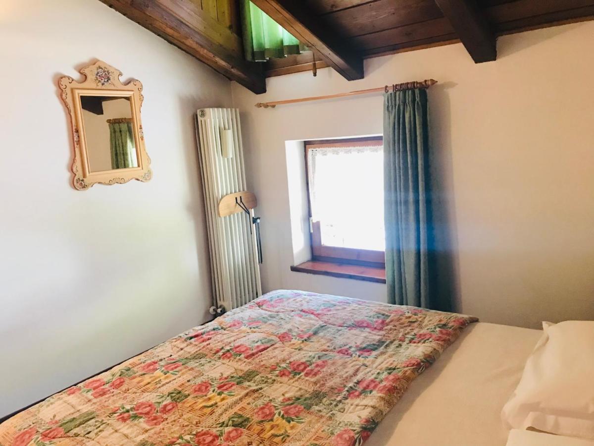 Casa Martini Apartman Mezzana  Kültér fotó