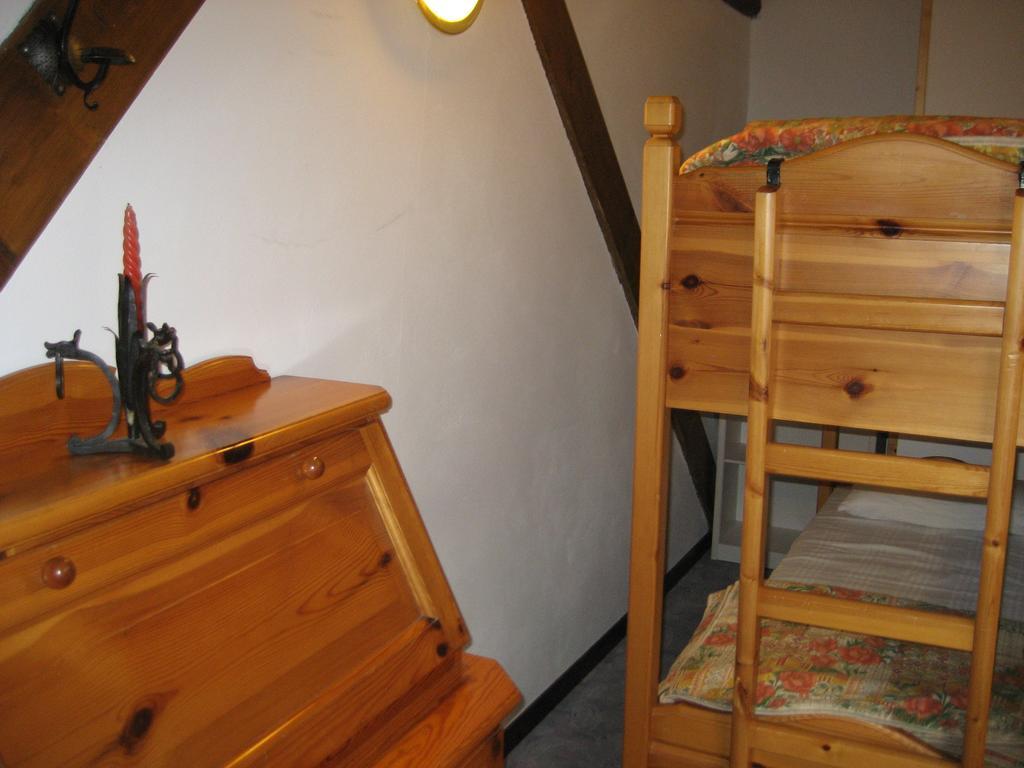 Casa Martini Apartman Mezzana  Szoba fotó