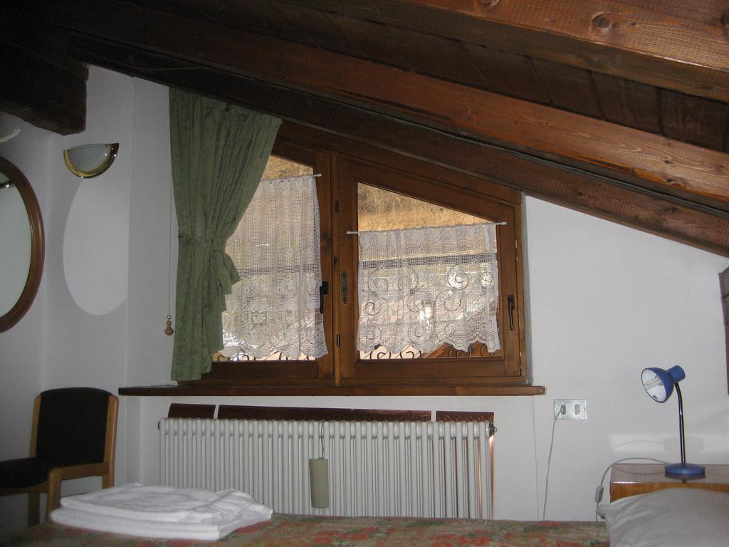 Casa Martini Apartman Mezzana  Kültér fotó