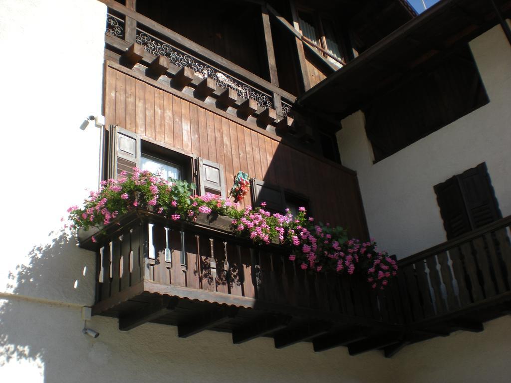 Casa Martini Apartman Mezzana  Kültér fotó